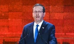 İsrail Cumhurbaşkanı, Türk hava sahasına giremediği için Kazakistan'a 8 saatte uçtu