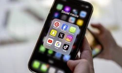 Anket: Gençler haberi sosyal medyadan, yaşlılar televizyondan takip ediyor