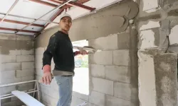Beyaz yaka cazibesini kaybetti: Mavi yaka çalışanlar daha çok kazanıyor