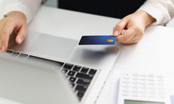 Bayram hazırlıkları ve tatil planları e-ticarette alışverişi canlandırdı