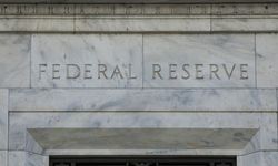 Fed, Kevin Warsh göreve başlayana kadar Jerome Powell'ı geçici başkan olarak atadı