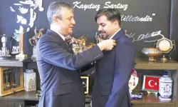CHP, Arif Kocabıyık'ın üyeliğini askıya aldı