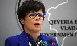 AB Komisyonu Üyesi Kos, Birliğe üye olmak isteyen Kosova'ya reform çağrısı yaptı