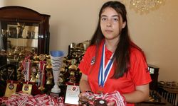 Avrupa satranç şampiyonu Beren, "Büyük Usta" olmak için çalışıyor