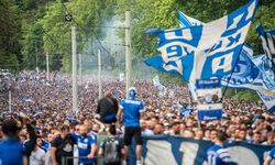 Kenan Karaman'ın attığı golle Schalke 04, Bundesliga'ya yükseldi