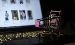 Türkiye'nin e-ticaret hacmi 5 yılda 10,6 trilyon liraya ulaştı