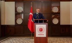Dışişleri Bakanı Fidan, Kanada'da Türk iş insanlarıyla görüştü