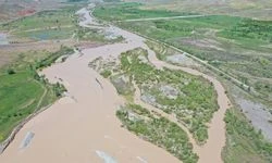 Aras Nehri'nin debisi karların erimesiyle yükseldi