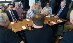 Cumhurbaşkanı Erdoğan Erzurum Vakfının lokalini ziyaret etti