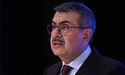 Milli Eğitim Bakanı Tekin'den ortaöğretimde net okullaşma oranına ilişkin açıklama