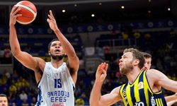 Fenerbahçe Beko, Basketbol Süper Ligi yarı finalinde yarın Anadolu Efes'i konuk edecek