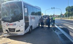 Kırşehir'de işçi servislerinin karıştığı kazada 42 kişi yaralandı
