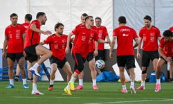 A Milli Futbol Takımı, Dünya Kupası'nda ilk maçında Avustralya karşısında