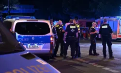 Alman polisi Berlin'de araçla düzenlenen saldırının şüphelisini arıyor