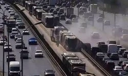 Avcılar'da Metrobüs Yangını