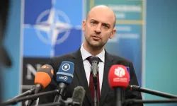 Fransa'ya göre Suriye petrol için Hürmüz Boğazı'na alternatif transit ülke haline gelebilir