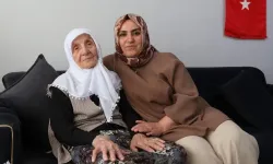 100 yaşındaki şehit annesi Gülşen, toprağa verdiği 3 şehidinin arkasından 10 yıldır ağıt yakıyor
