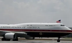 Trump'tan yeni Air Force One uçağının "en üst seviyeye" çıkarılacağı açıklaması