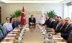 Bakan Bayraktar, Dünya Bankası Türkiye Ülke Direktörü Jean-Christophe Carret ile bir araya geldi