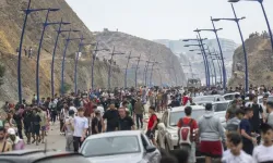 İspanyol siyasiler ve uzmanlar, İsrail'in Sebte'deki gelişmeleri "kaos" aracı olarak kullandığını belirtiyor