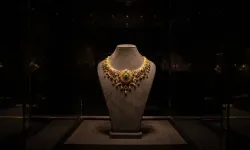 Fransa'nın kuzeydoğusundaki müzeden milyonlarca avroluk mücevherler çalındı