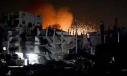 İsrail'in Gazzeye yönelik saldırılarında 4 Filistinli yaralandı