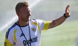 Fenerbahçe Yardımcı Antrenörü Kuyt, en iyisi olmak için çalıştıklarını belirtti