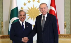 Cumhurbaşkanı Erdoğan, Pakistan Başbakanı Şahbaz Şerif'i resmi törenle karşıladı