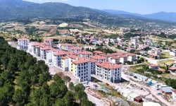Balıkesir'deki depremlerin ardından 305 konut ve 1 iş yeri hak sahiplerine teslim ediliyor