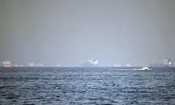İki boğaz arasında sıkışan dünya ekonomisini neler bekliyor