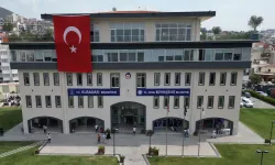 Kuşadası Belediyesi soruşturması kapsamında 15 şüpheli gözaltına alındı: 7 kişinin araması devam ediyor