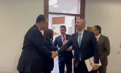 AK Parti heyeti, CHP Grubu ile görüştü