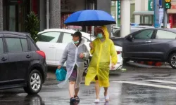 Çin'de Dolphin Tayfunu'nun ardından şiddetli yağış alarmı verildi