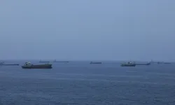 İran basını: İran, Irak'a ait bazı gemilere Hürmüz Boğazı'ndan geçiş izni verdi