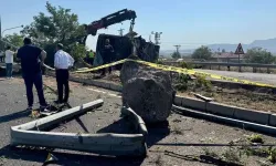 Kayseri'de devrilen yolcu otobüsündeki 20 kişi yaralandı