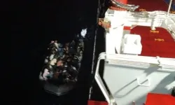 Türk bayraklı gemi Girit açıklarında Sudanlı göçmenleri kurtardı