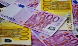 AB'den ikinci çeyrekte 21,8 milyar avro dış ticaret açığı