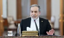 İran: ABD'nin "Ekonomik D-Day operasyonu" kendi krizini örtme çabası