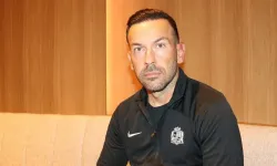 Skibbe'nin yardımcısı Serhat Umar, yoluna teknik direktör olarak devam etmek istiyor