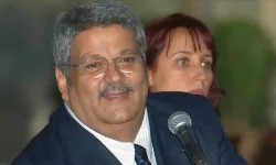 Yapımcı, oyuncu ve şarkıcı Osman Yağmurdereli vefatının 18. yılında anılıyor