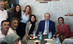 Cumhurbaşkanı Erdoğan, Üsküdar'da esnafı ziyaret etti