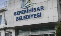 Seferihisar Belediyesi yolsuzluk dosyasında “aşkım”lı para trafiği!