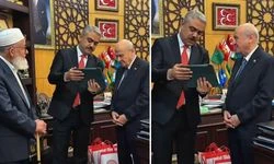 Ferdi Tayfur'un şarkısı Devlet Bahçeli'yi duygulandırdı... İşte o anlar!