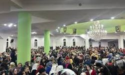 İstanbul'daki cemevleri Gazi Cemevi'nde bir araya geldi