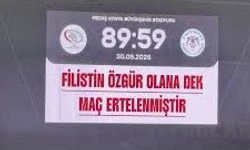 Konyaspor-Filistin maçında tarihi mesaj: Karşılaşma 90 dakika tamamlanmadan ertelendi