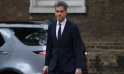 İngiltere’den İsrail’e savaş suçu mesajı: Miliband’ın sözleri gündem oldu