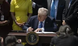 Washington’dan Ottawa’ya sert mesaj: Kanada krizi büyüyor!