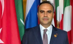 Bakan Kacır’dan dikkat çeken yapay zeka mesajı! Farklı alanlarda yeni projeler hız kazanacak