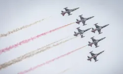 Gökyüzünde nefes kesen anlar