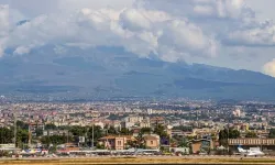 Etna alarmı: Kül püskürmesi hava ulaşımını etkiliyor